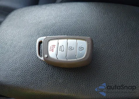 2014 Hyundai Elantra Limited z USA, uszkodzony, nr VIN KMHDH4AE9EU104753